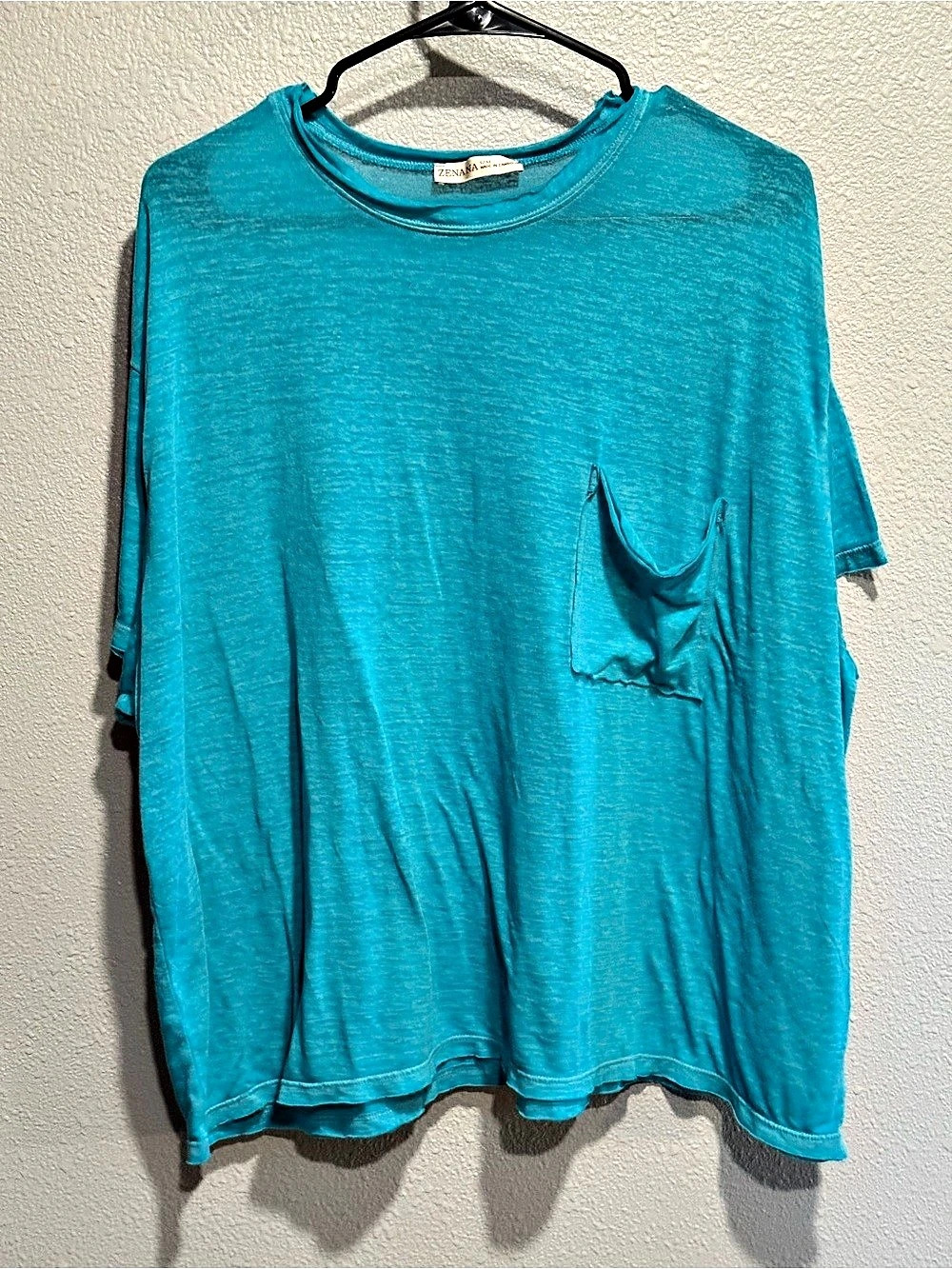 Zenana Short Sleeve Pocket Top in Blue Size S/M NWOT